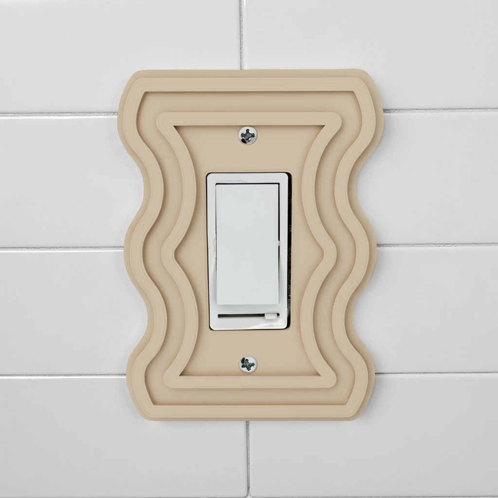 'The Monarch' Decora Wall Plate