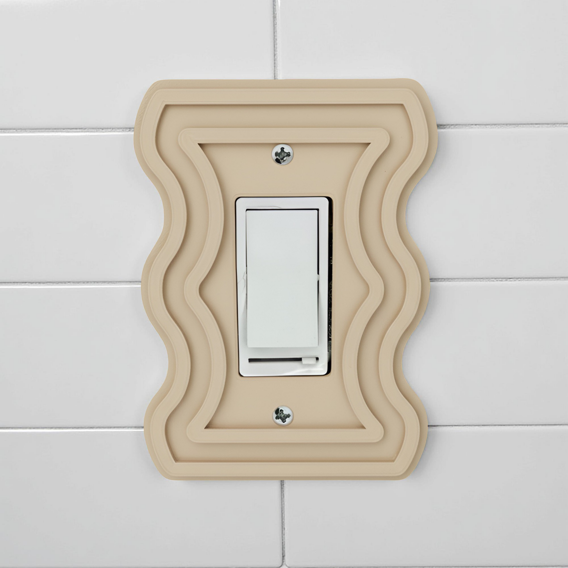 'The Monarch' Decora Wall Plate