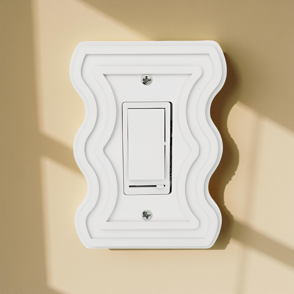 'The Monarch' Decora Wall Plate
